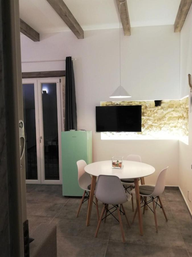 Cavour 45 - Ortigia Apartments Syrakusa Exteriör bild